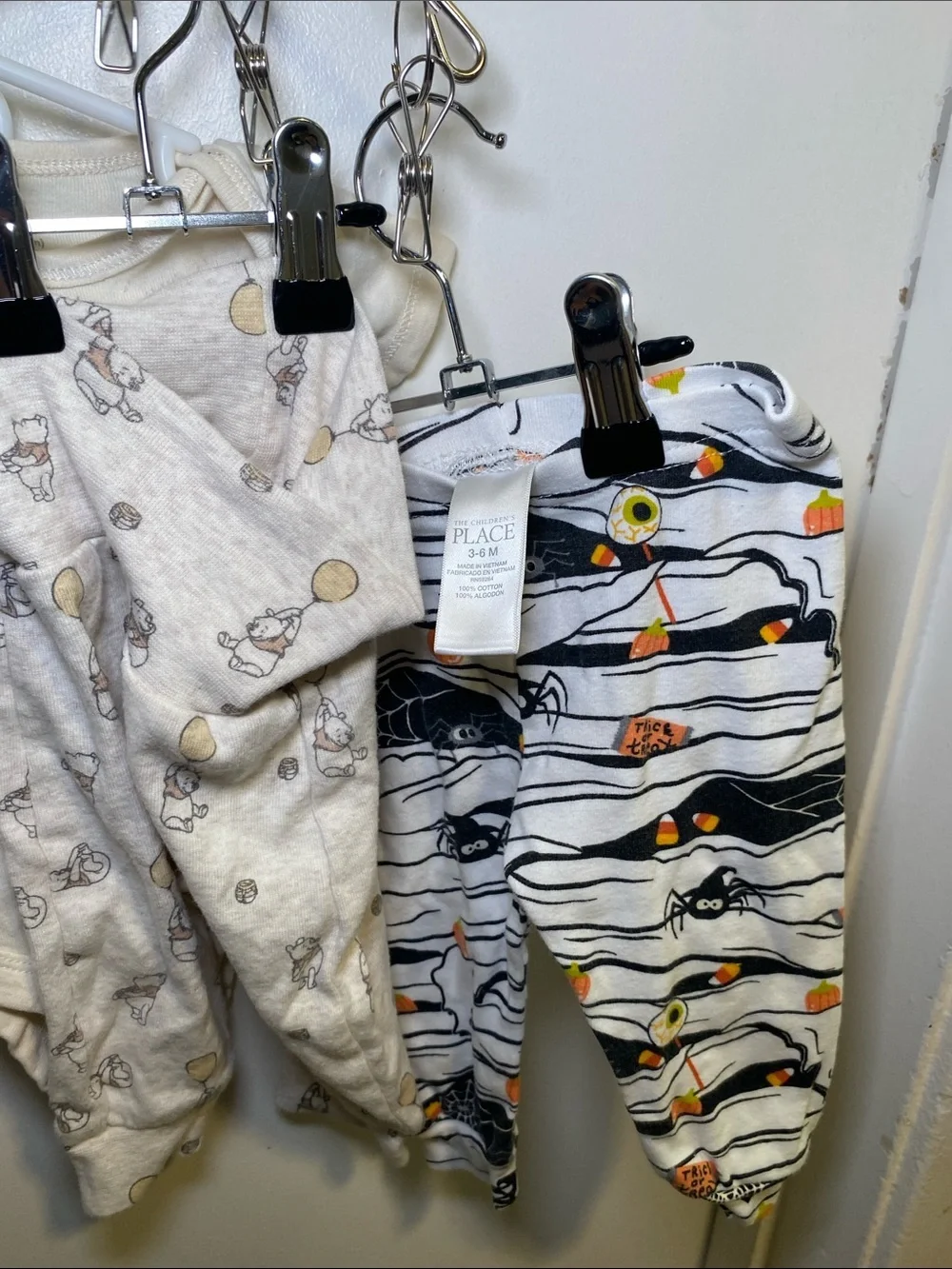 Gerber, Little one,Carter, White & Neutral Printed Baby One-Piece Footies Set